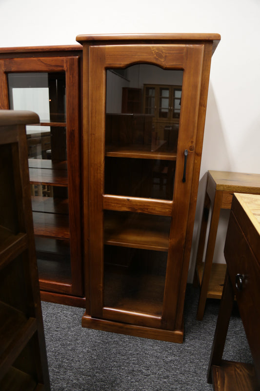 Stirling 1 Door Display Cabinet